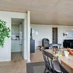 Dom wakacyjny Annalia - 50m From The Sea By Interhome *