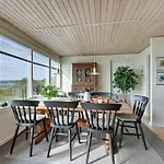 Annalia - 50m From The Sea By Interhome *
