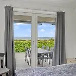 Annalia - 50m From The Sea By Interhome Vakantiehuis *