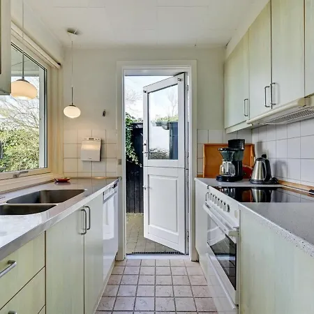Holiday home Annalia - 50m From The Sea In Funen By Interhome Faaborg