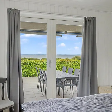 Annalia - 50m From The Sea By Interhome Tatil Evi *